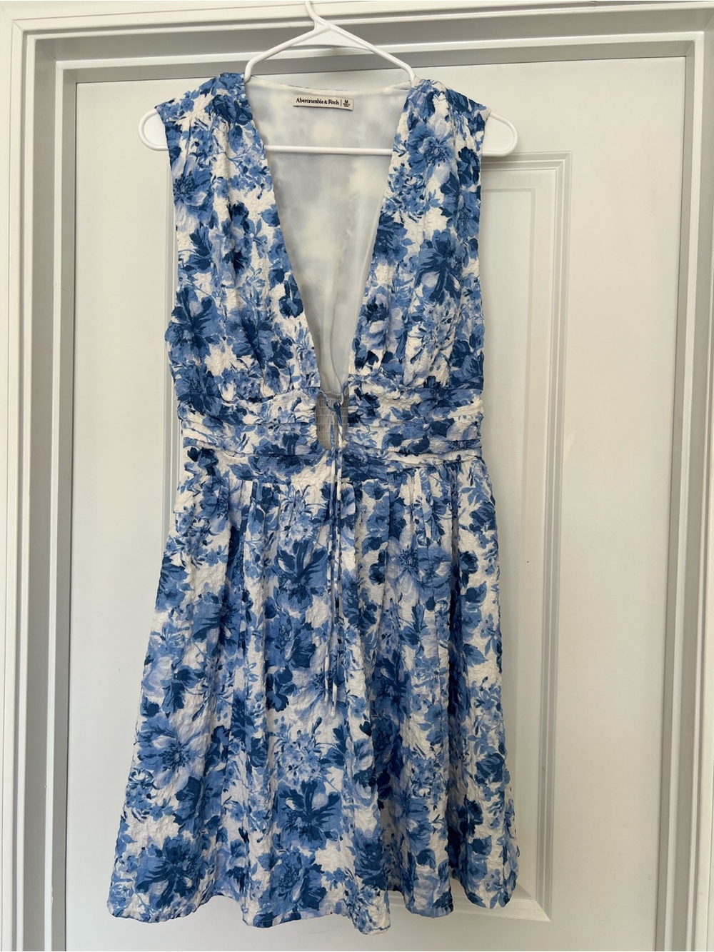 Abercrombie & Fitch White and Blue Floral Plunging Mini Dress